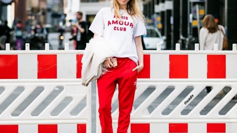 Is the best color to dismiss the summer? The Red!