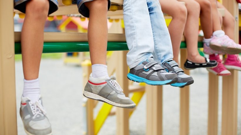 How to choose comfortable footwear for children