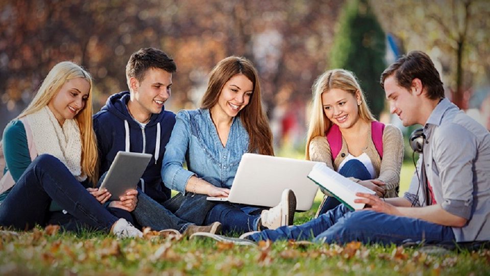 Dress to Impress in College