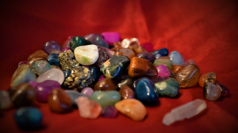 Beautiful Semi-Precious Stone Alternatives for Engagement Rings