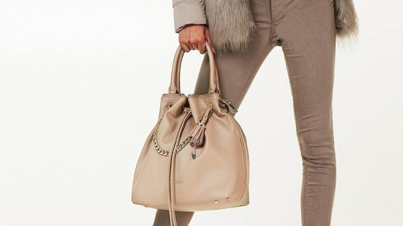 What is a bucket bag and how to wear a bucket bag?