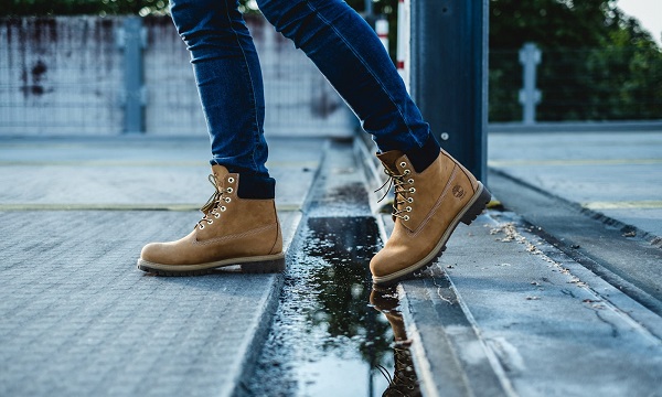 How to dress up with timberland boots for ladies