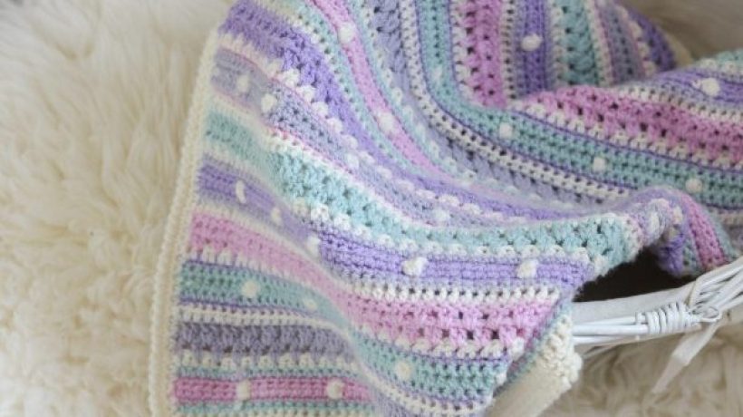 How Many Chains For A Throw Blanket?
