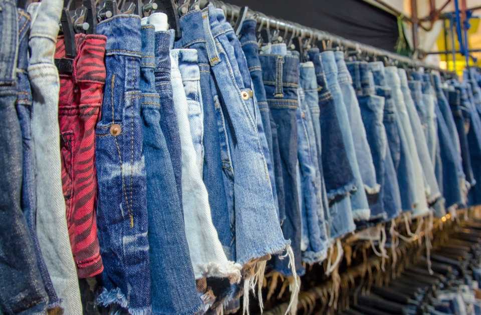 can you wear jeans to jury duty