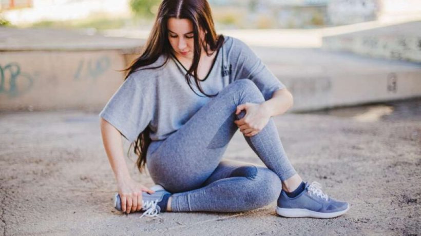 How to Wear Flare Jeans