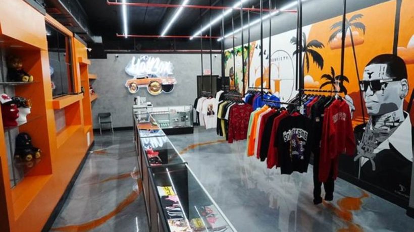 The Ultimate Guide to the Best Fashion Stores in Midtown, NY: Where Style Meets Convenience